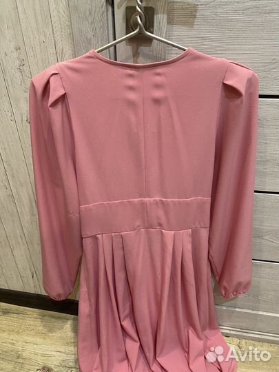 Платье charmstore