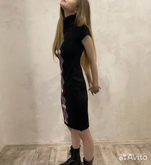 Вязаное платье