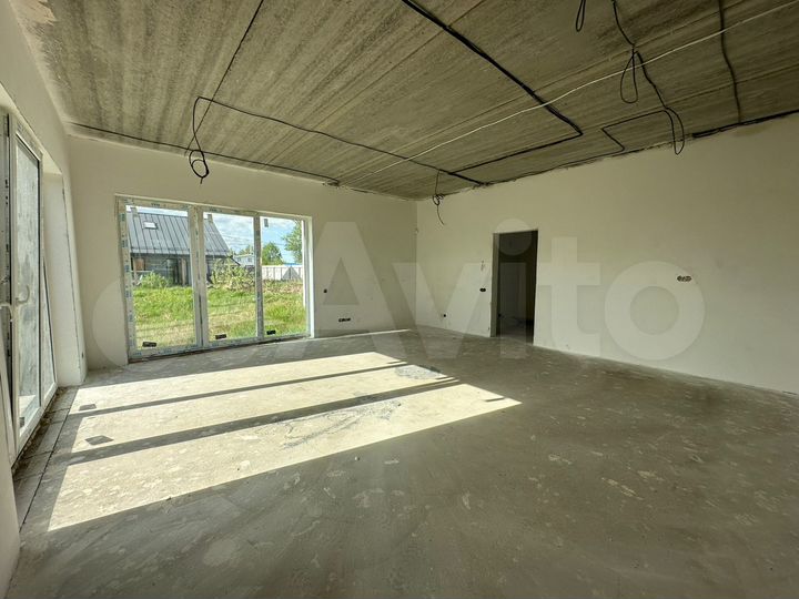 Дом 105 м² на участке 8,1 сот.