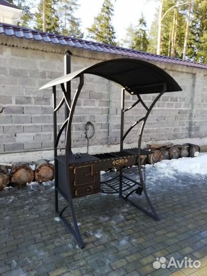 Мангал с крышей и печью под казан