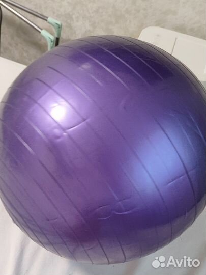Гимнастический мяч фитбол