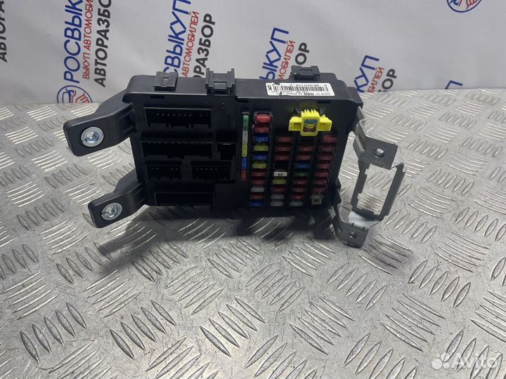 Блок предохранителей Kia Rio