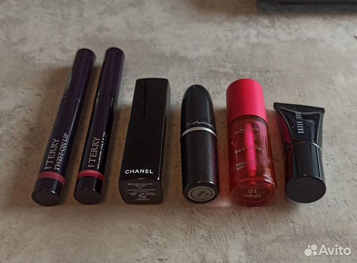 Помада Chanel Mac Bobby Brown