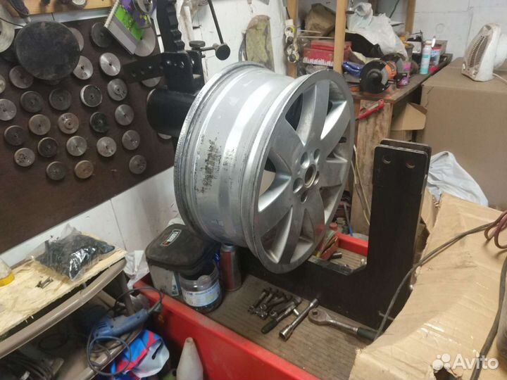 Правка литых дисков. Шиномонтаж