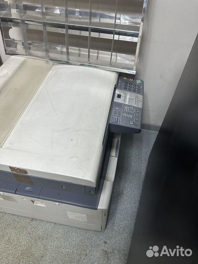 Какой то большой принтер