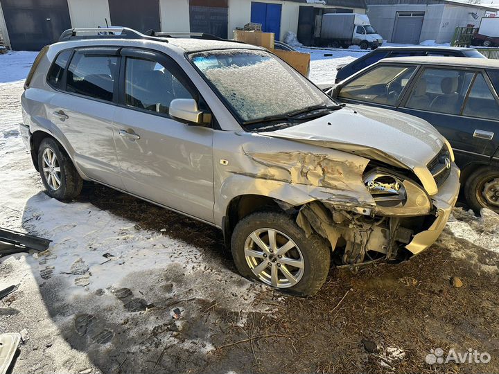 Hyundai tucson разбор по запчастям