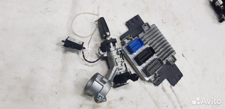 Комплект эбу с замком зажигания Chevrolet Aveo