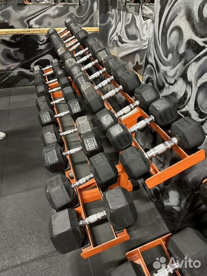 Гантельный ряд 10 - 40 кг