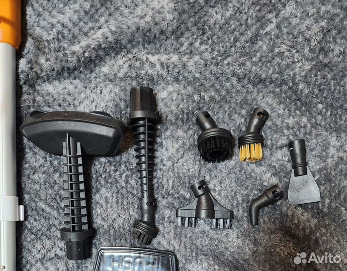 Пароочиститель Kitfort-1004-3