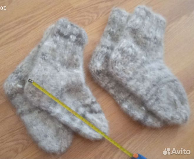 Собачья шерсть, всё носки,пояса,варежки