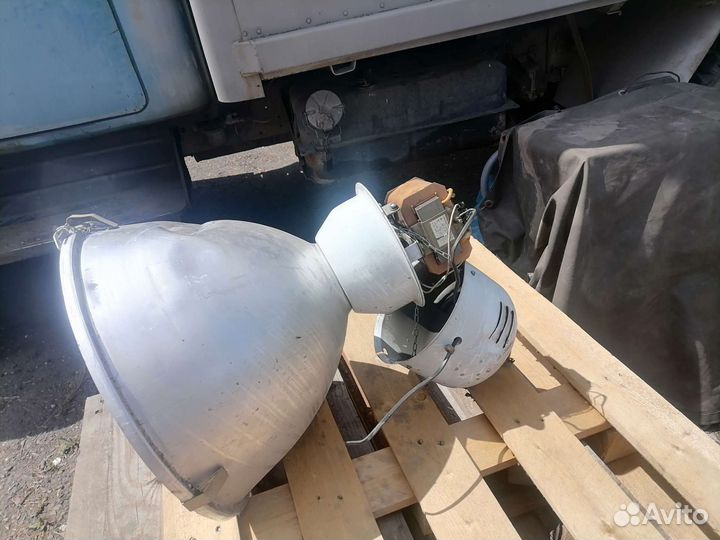 Светильник потолочный подвесной бу