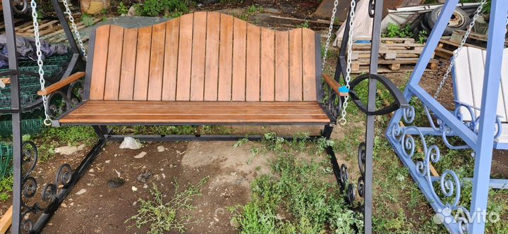 Калели с кованными элементами