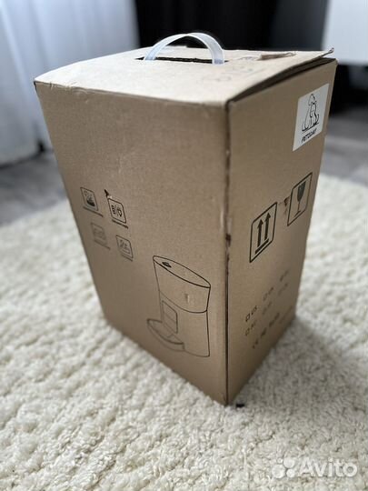 Автоматическая кормушка для животных