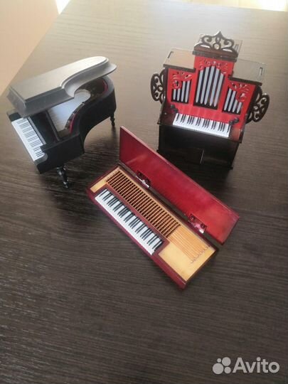 Музыкальные инструменты в миниатюре