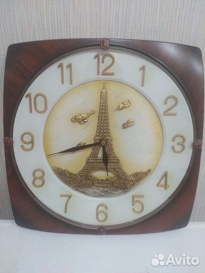 Часы настенные, б/у, в хорошем состоянии, торг
