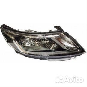 Передняя правая фара на Kia Rio 3 2011-2014