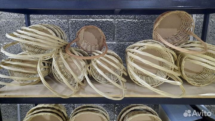 Плетеная корзина