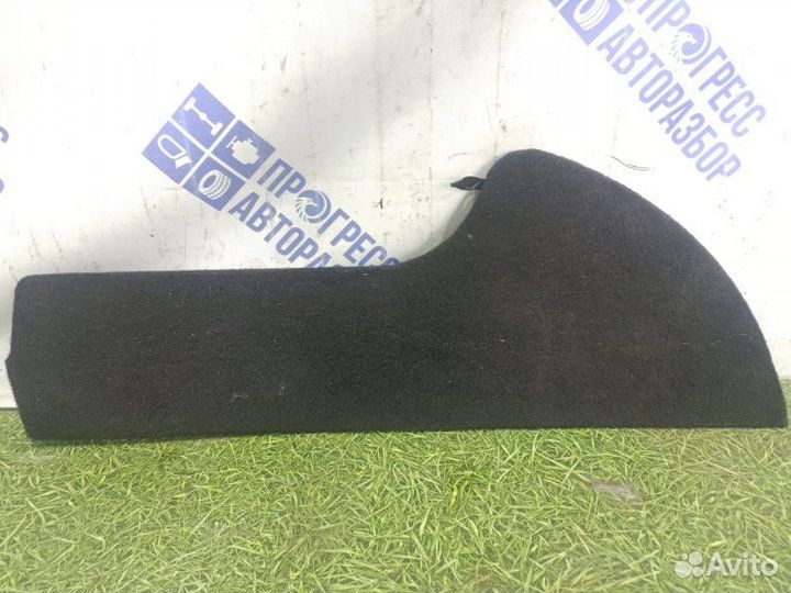 Обшивка багажника правая Nissan Murano кроссовер