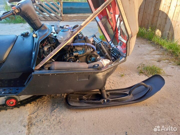 Продам снегоход Тайга варяг 550V