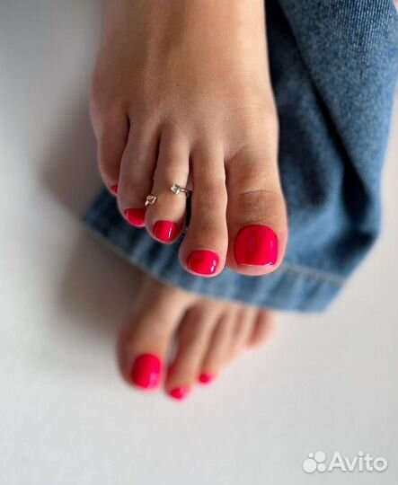 Педикюр с покрытием гель -лак