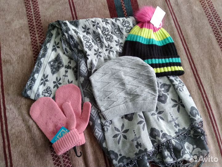 Шапки, шарф, варежки