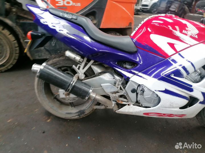 Honda CBR f3 в разборе
