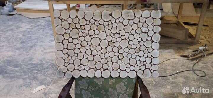 Панно из можжевельника