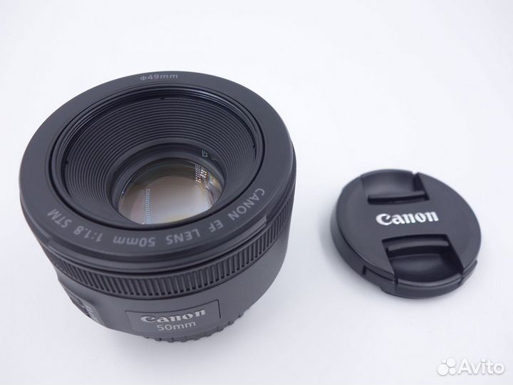 Canon EF 50mm f/1.8 STM