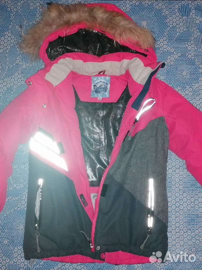 Куртка для девочки 140
