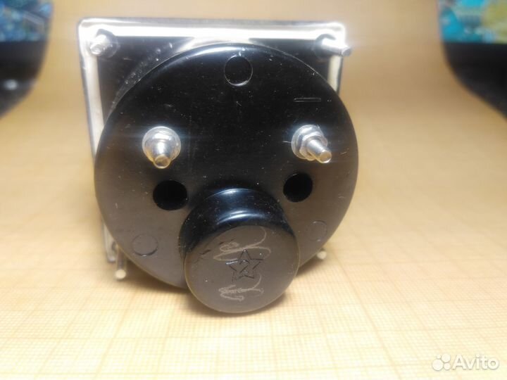 Вольтметр 250в М1001М