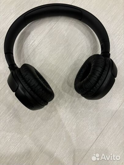 Наушники JBL