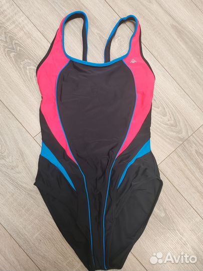 Спортивные купальники