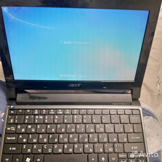 Нетбук acer aspire one + сумка и провод