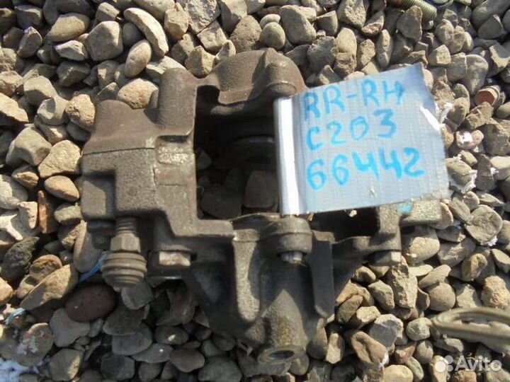 Суппорт задний правый Mercedes-Benz C180 W203