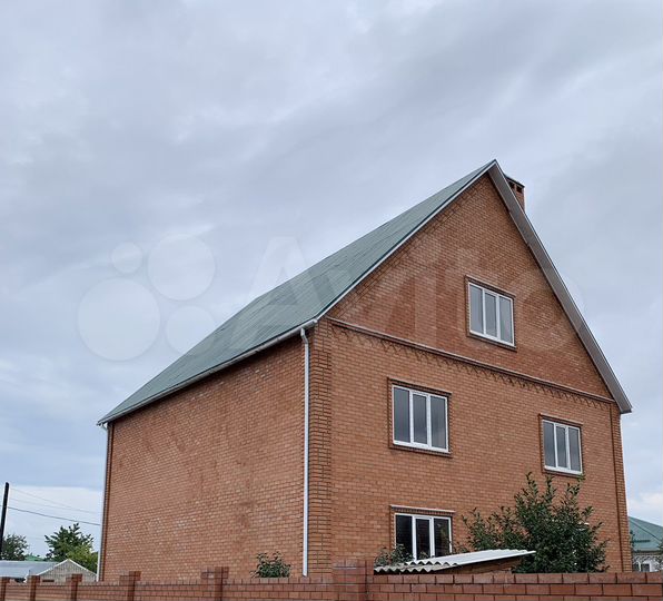 Дом 400 м² на участке 6,5 сот.