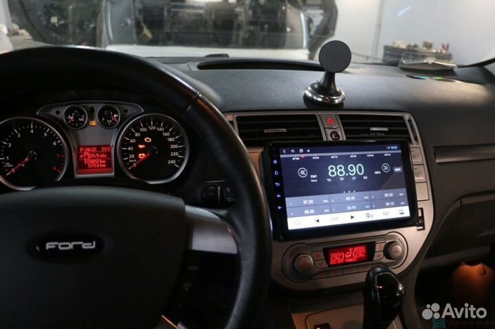 Магнитола android на Ford