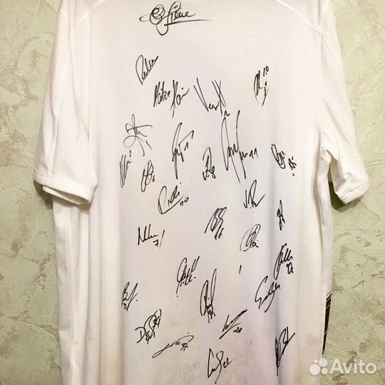 Футбольная форма Санкт Паули с подписями