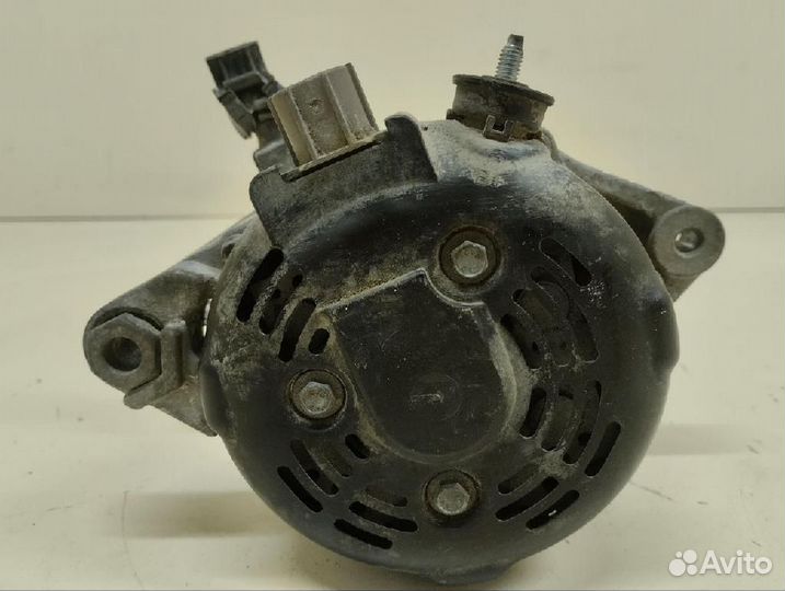 Генератор Toyota Corolla