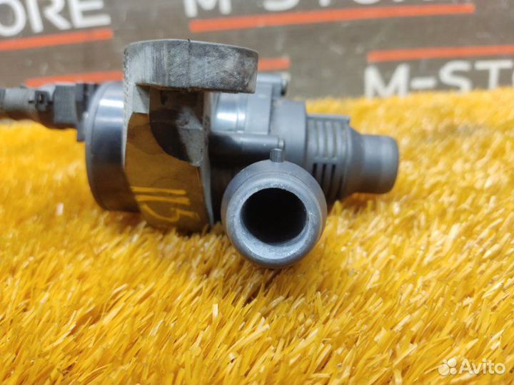 Помпа дополнительная Bmw 7-Series E65 N62B48B 2008