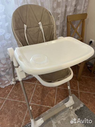 Стульчик для кормления capella