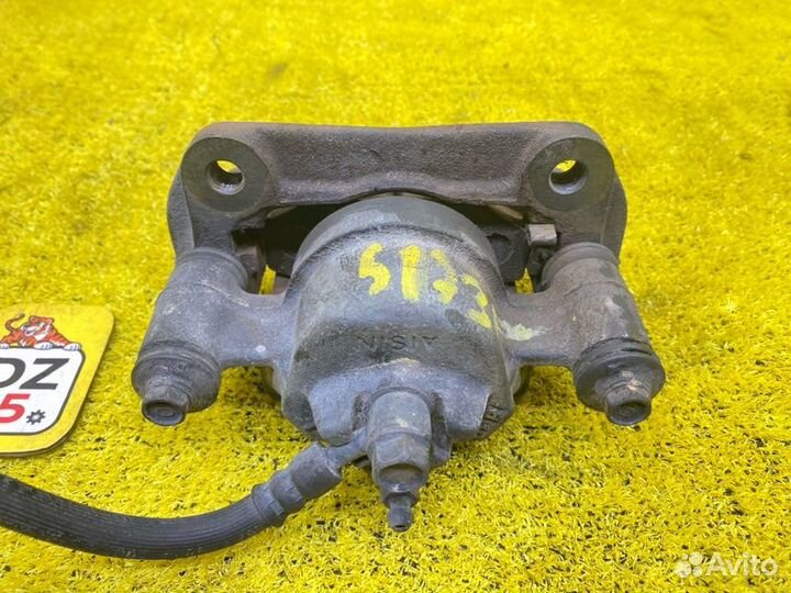 Суппорт передний левый Suzuki Jimny 145574