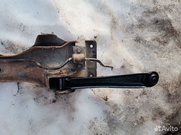 Задний подрамник хэндей соната тагаз 2007г.в