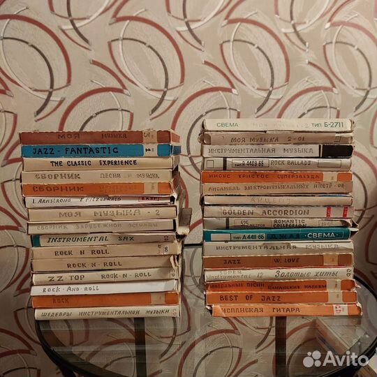 Магнитная лента катушки с записью