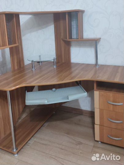 Компьютерный стол бу