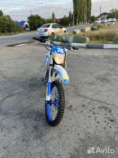 Эндуро Motoland xt250hs