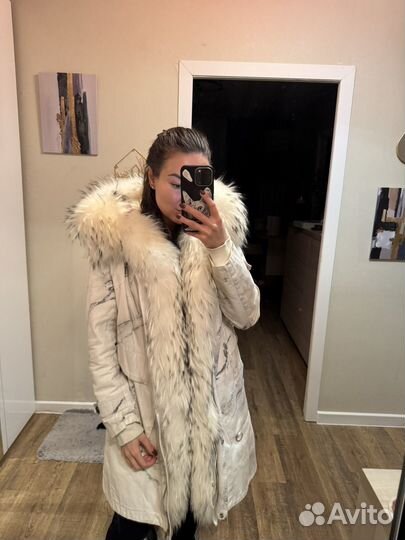Парка зимняя с натуральным мехом