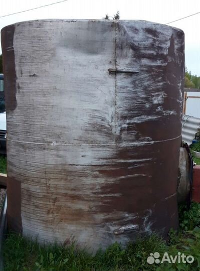 Емкость для воды или гсм