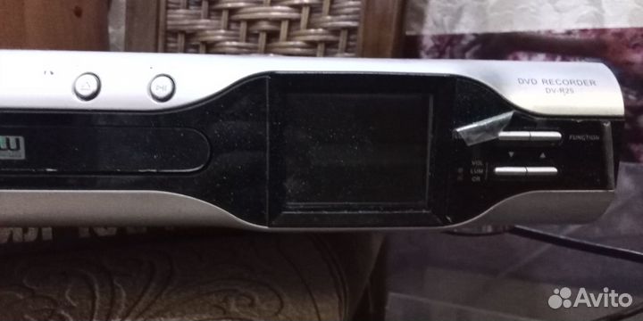 Dvd-рекордер с монитором cortland dv-r25