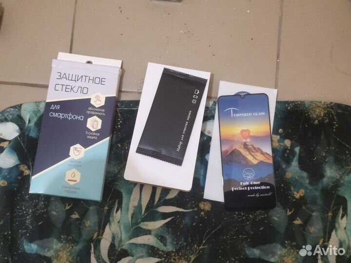 Защитное стекло на redmi 13c