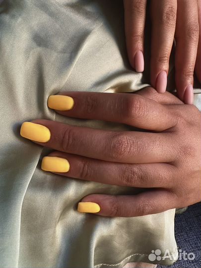 Модель на маникюр и педикюр Бутово